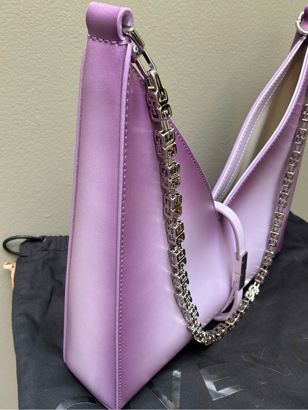 Givenchy Mauve Small Cut Out Bag - Picture 3 of 14